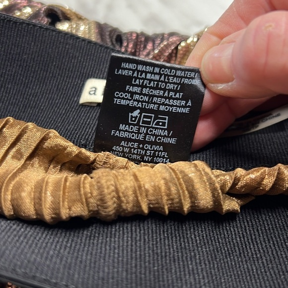 Alice + Olivia NWOT Elba Cropped Wide Leg Pant Size XS in Brown and Gold - Picture 10 of 10